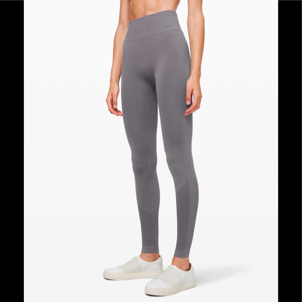 LULULEMON workout leggings Ebb to Street Tight- Titanium